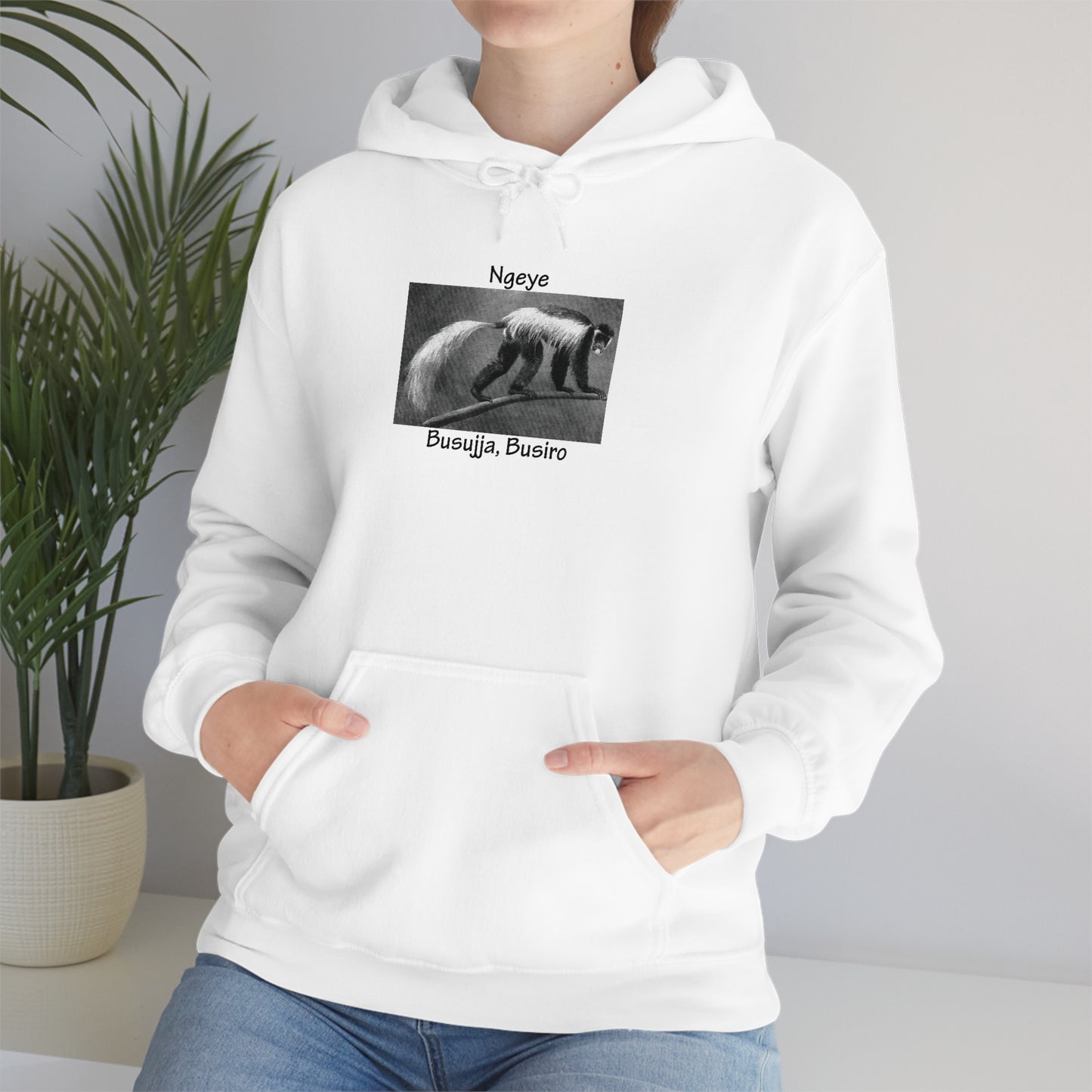 Unisex Heavy Blend™ Hooded Sweatshirt - Ngeye (Colobus Monkey)