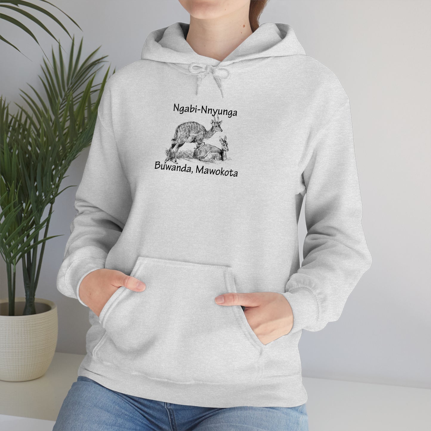 Unisex Heavy Blend™ Hooded Sweatshirt - Ngabi Nnyunga (Bushbuck-Antelope)