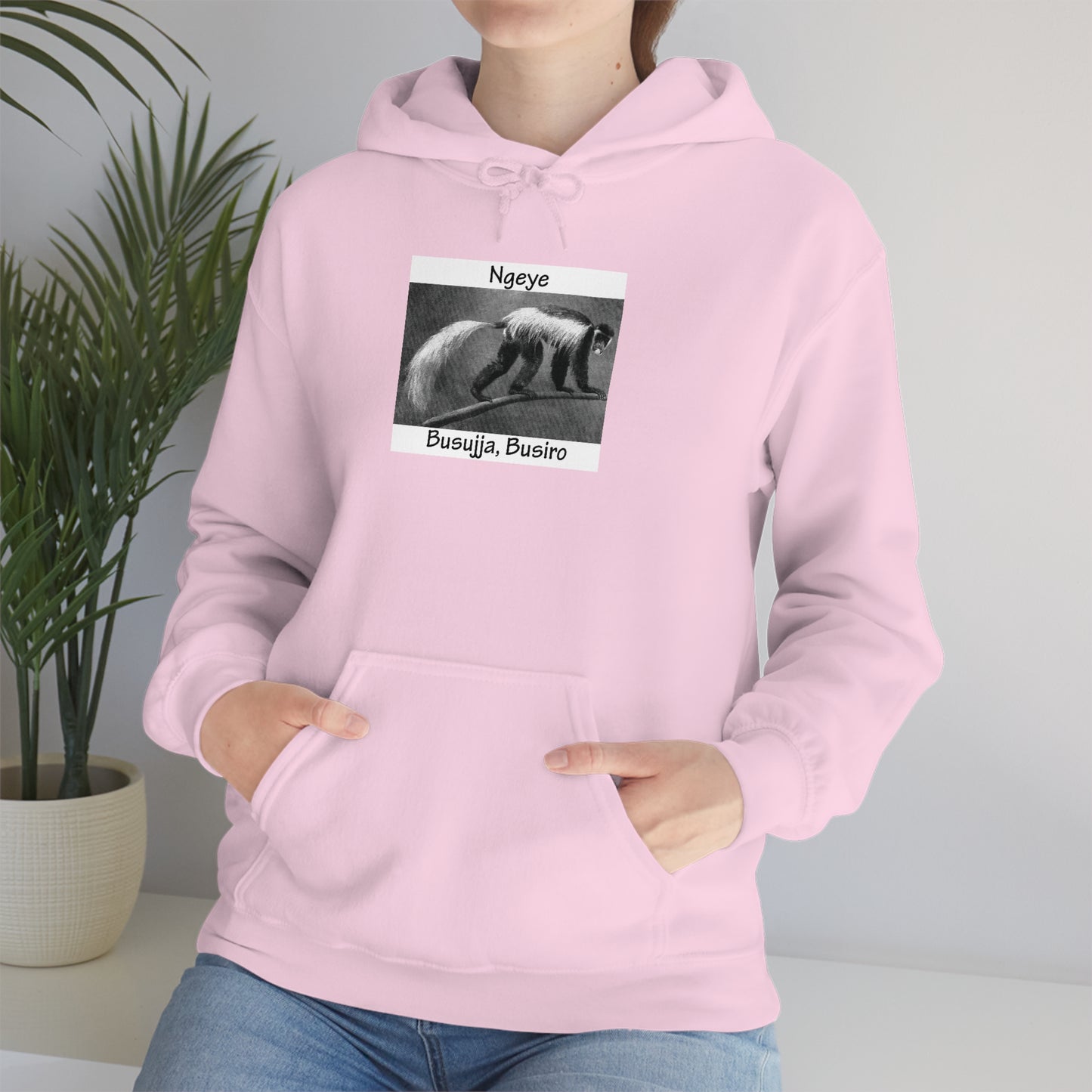 Unisex Heavy Blend™ Hooded Sweatshirt - Ngeye (Colobus Monkey)